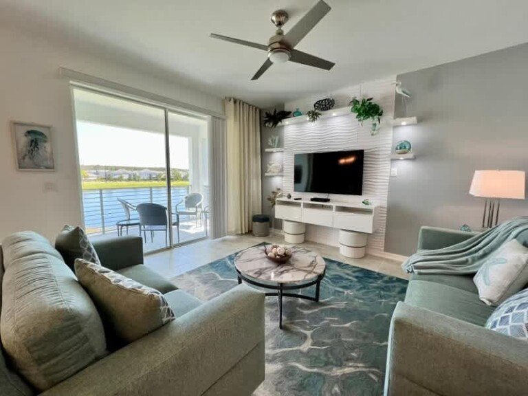 Stylish 2-Bed Condo With Resort Amenities/Patio